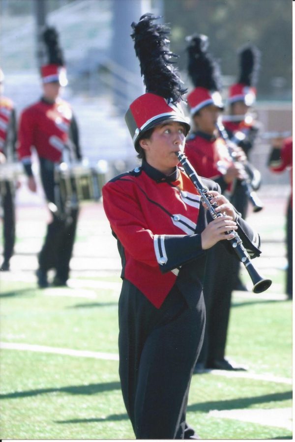 Dana Sorensen, a four-year member of the Hart Regiment, plays her clarinet in a performance with the Hart band. (published with permission from Dana Sorensen)